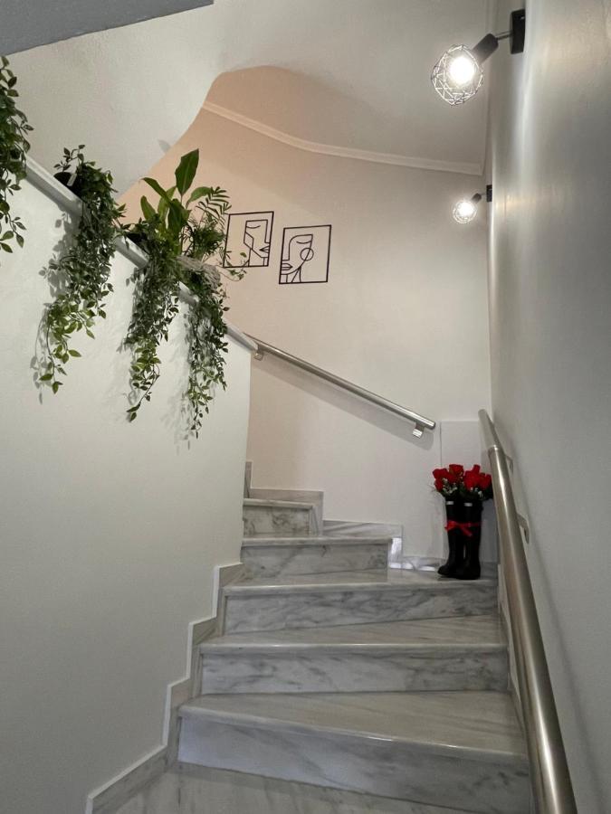 Nemeapolis 3 Apt Ngoại thất bức ảnh