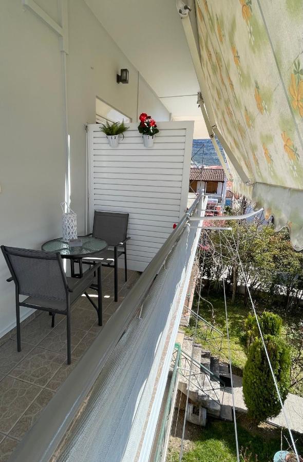 Nemeapolis 3 Apt Ngoại thất bức ảnh