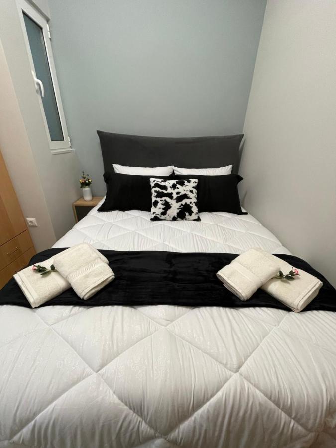Nemeapolis 3 Apt Ngoại thất bức ảnh