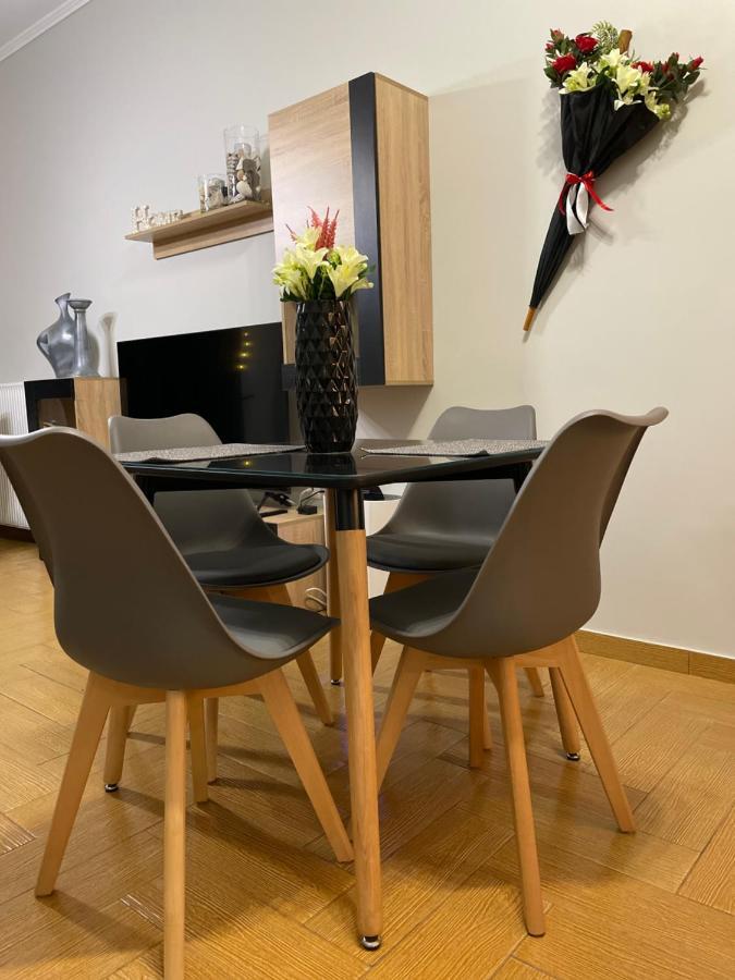 Nemeapolis 3 Apt Ngoại thất bức ảnh