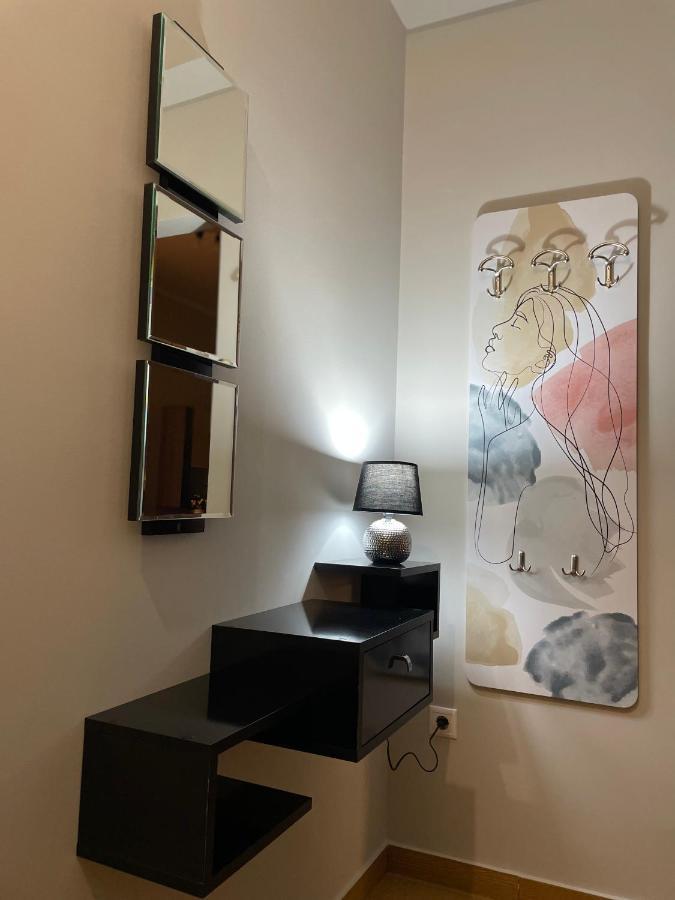 Nemeapolis 3 Apt Ngoại thất bức ảnh